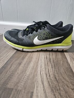 Nike Black with Neon Green Accents Running Shoes